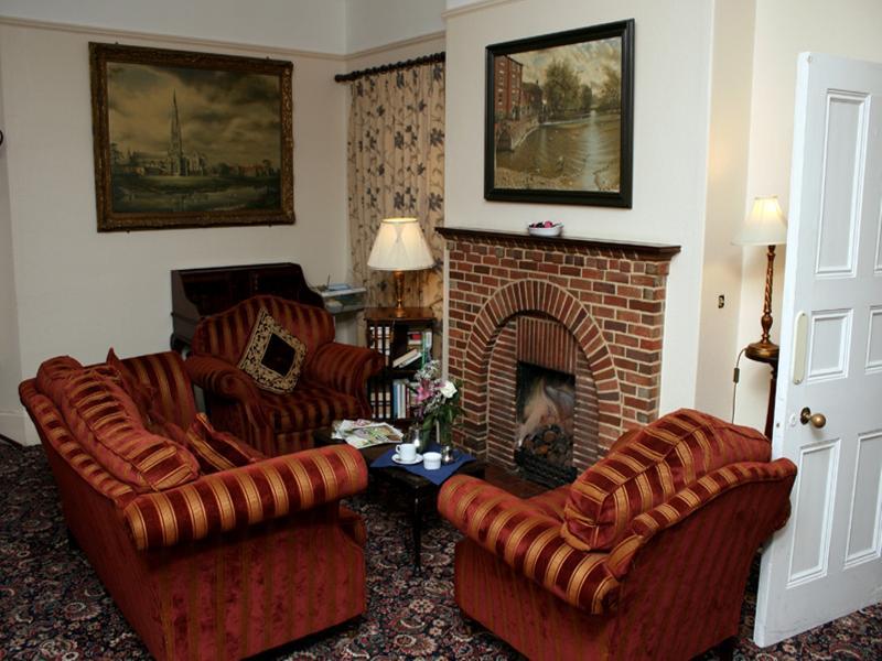 The Riverside Salisbury