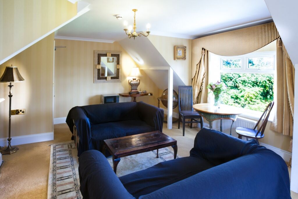 The Riverside Hotel